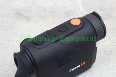 Preview: Ergonomische Tastenanordnung und AMOLED-Display-Okular des ThermTec Cyclone 625 Handgeräts