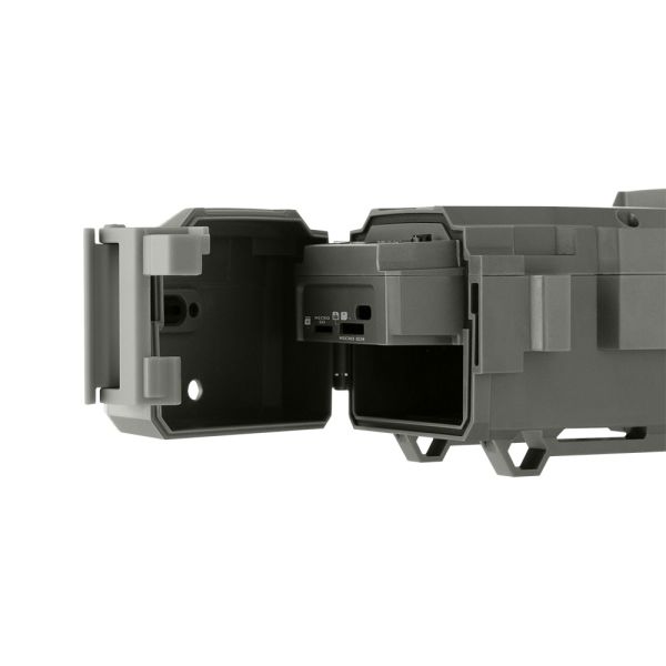 Spypoint FLEX-M2 LTE Wildkamera mit Antenne und 32 Megapixel Linse.